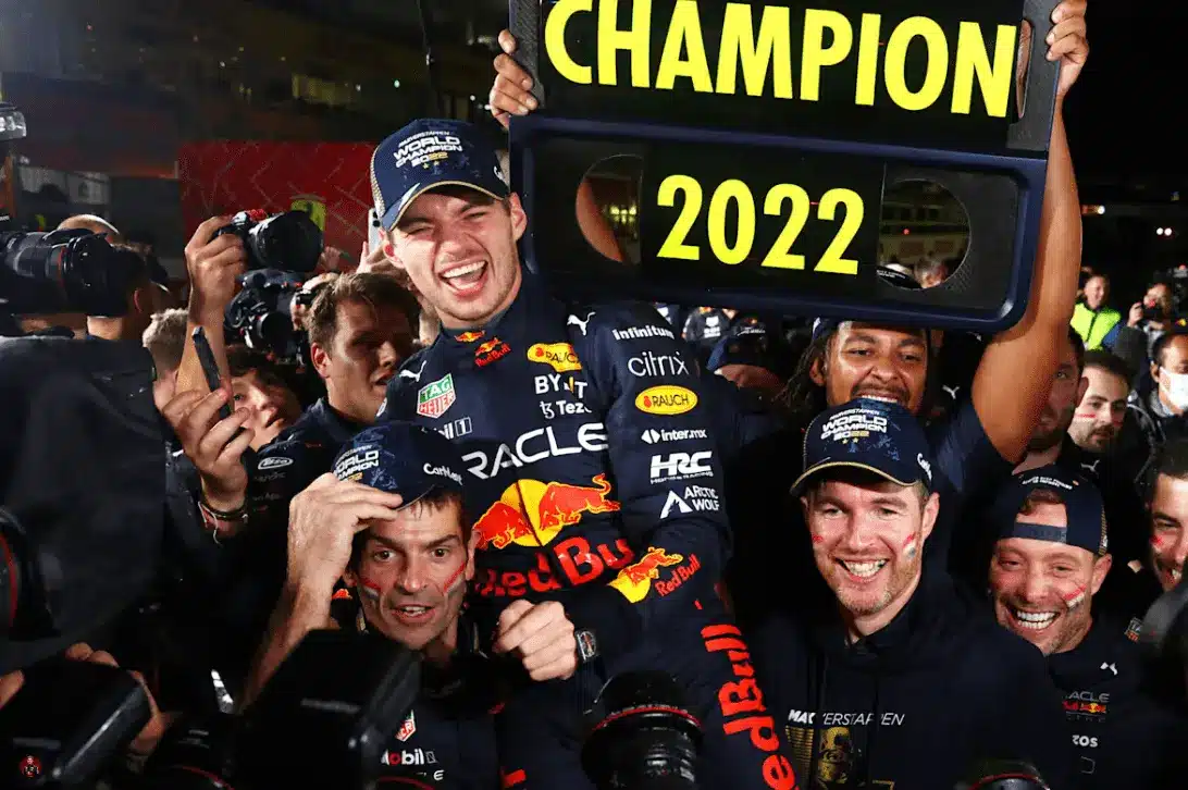 Formel 1 Weltmeister Verstappen (1)